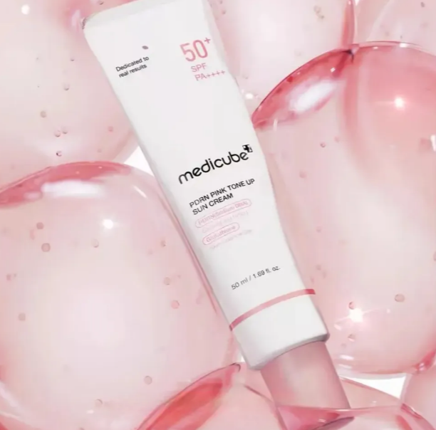 Protector Solar Multifunción Medicube PDNR tono Pink Up Glut